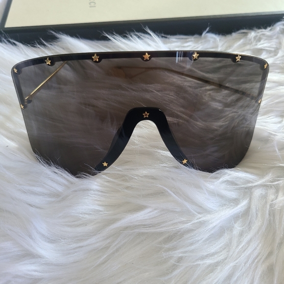 Gucci Rimless Shield Sunglasses w/ Star Studs - Picture 7 of 14